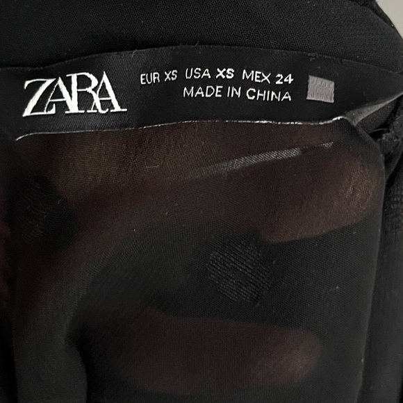 ZARA Semi Sheer Pompom Polka Dot Long Sleeve Puff Shoulder Blouse Black Size XS - Picture 8 of 8